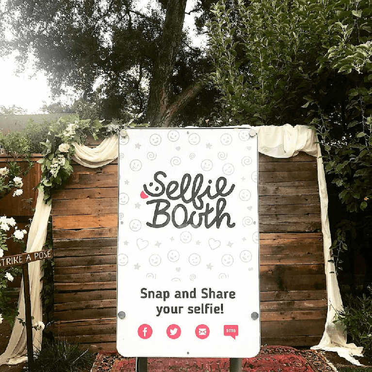 Get the Best Photo Booth Rental for your Next Event - Selfie Booth Co  