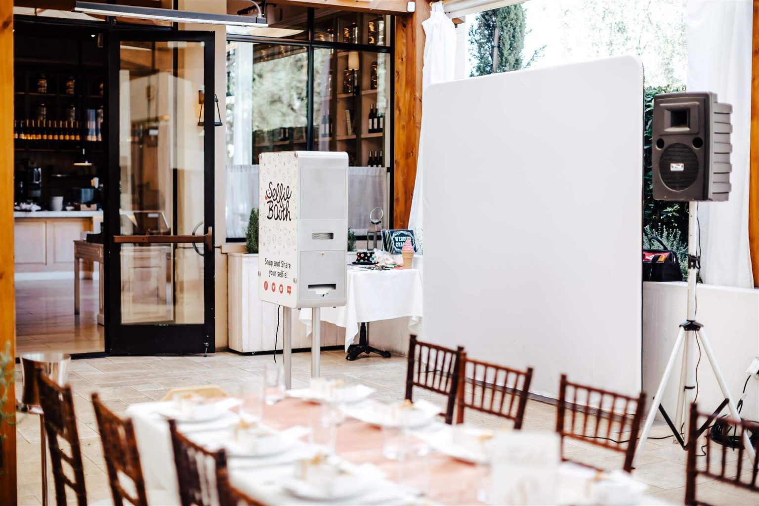 Wanna Enjoy 5 Best Photo Booth Rentals in Bay Area? Read all here!