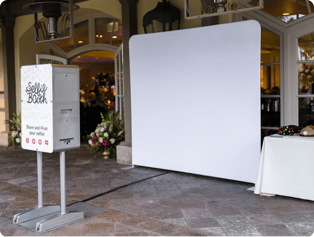 Open-Air Photo Booth Image